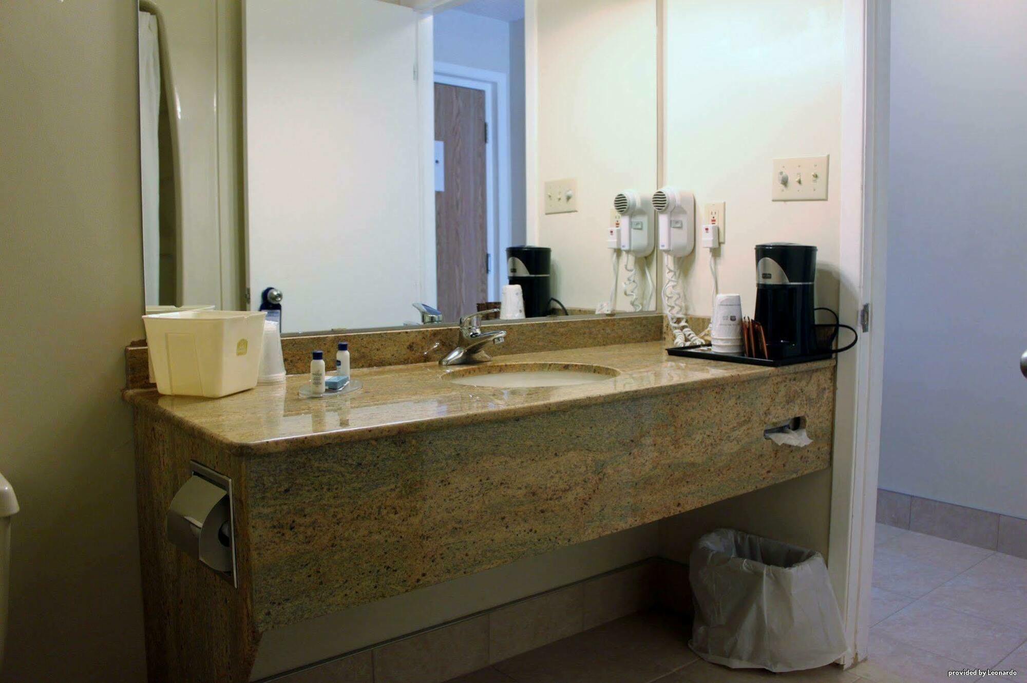Best Western Smiths Falls Hotel Luaran gambar
